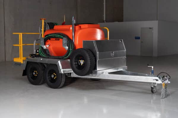 LX2000 Landfill Cover Applicator - Image 2